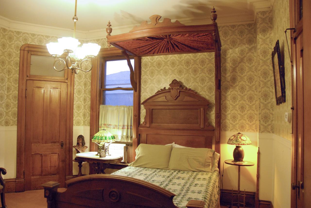 The Richards House Bed and Breakfast Dubuque Eksteriør billede